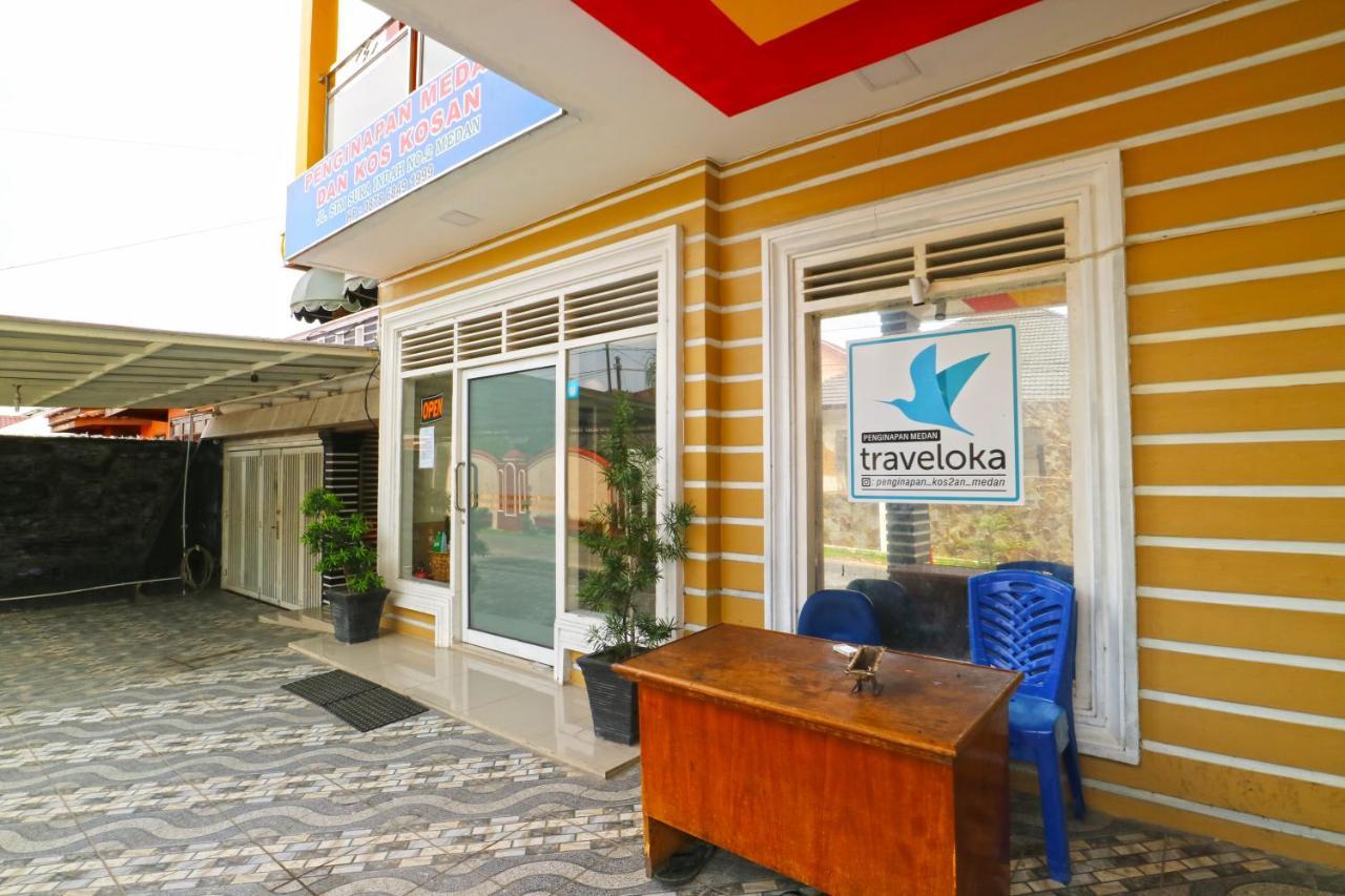 Penginapan Medan Exterior photo